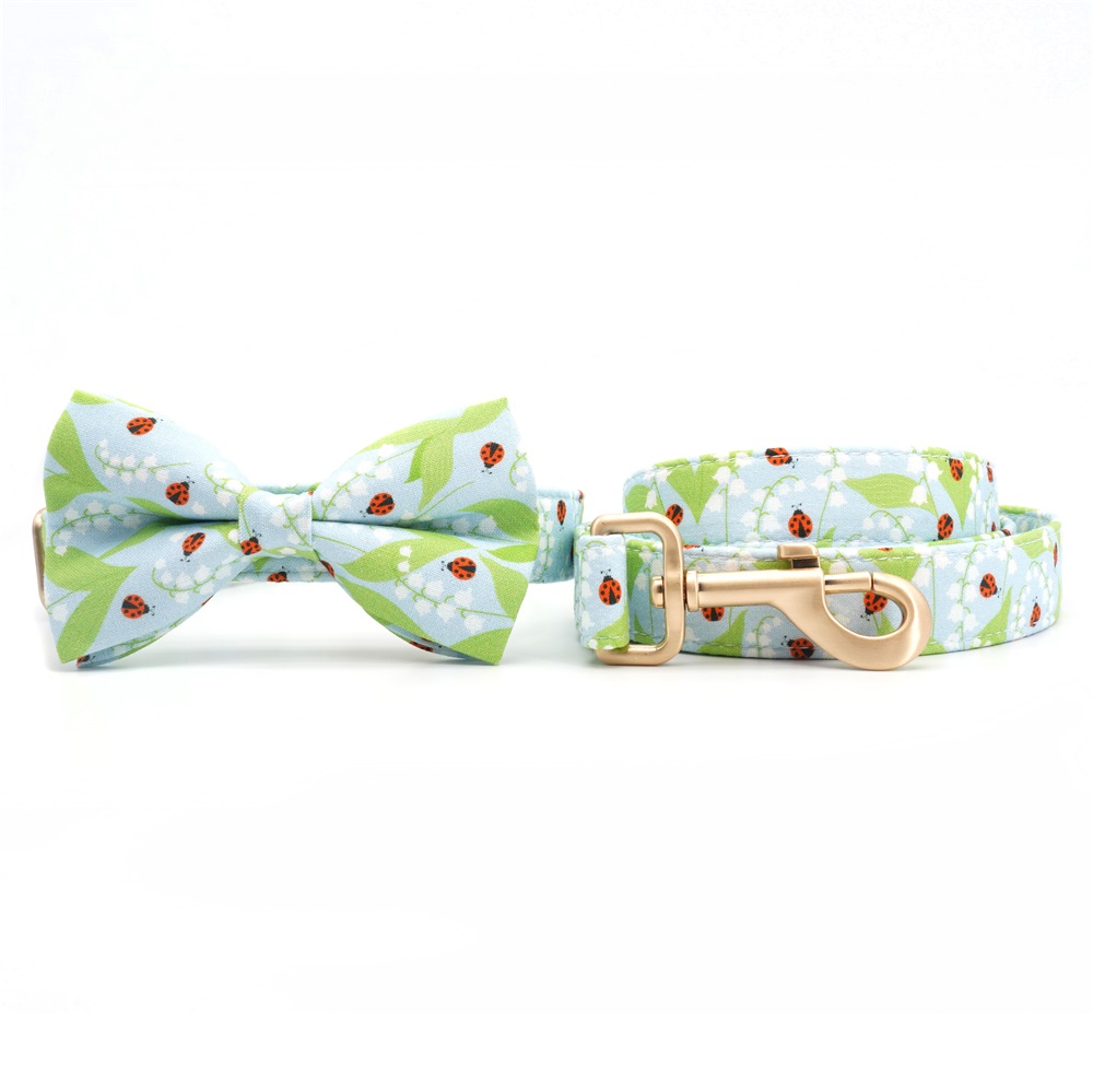 Floral Dog Bowtie Collar Leash