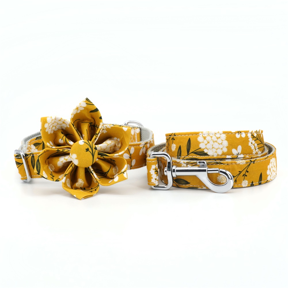 Floral dog collar flower and leash set for big and small dog 